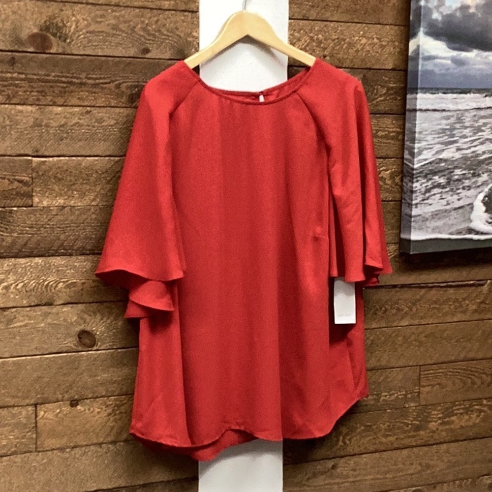 Karen Kane Red Tiered Flutter Sleeve Blouse – Size 2X - Picture 2 of 9